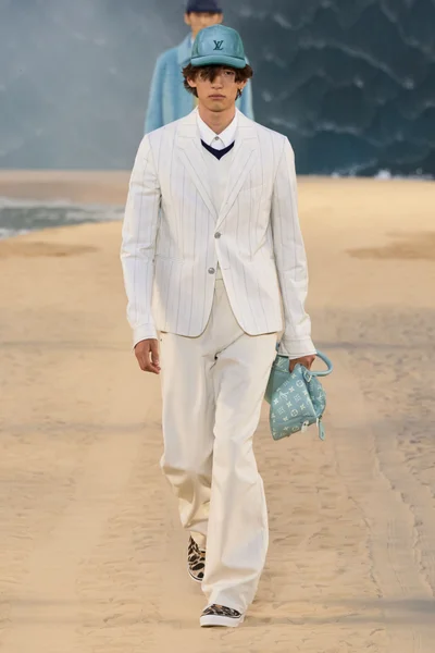 Look 53